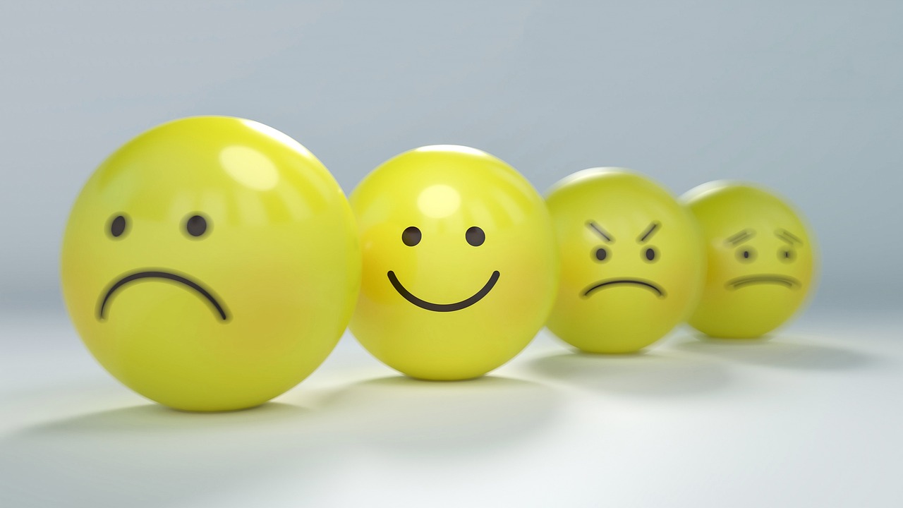 Rola emocji w podejmowaniu decyzji: Jak emocje wpływają na nasze wybory i jak je rozpoznawać?